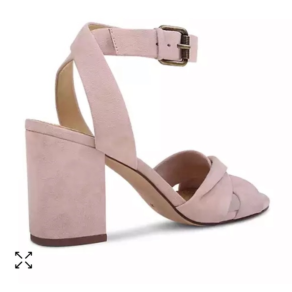 Splendid - Picture 2 of 11